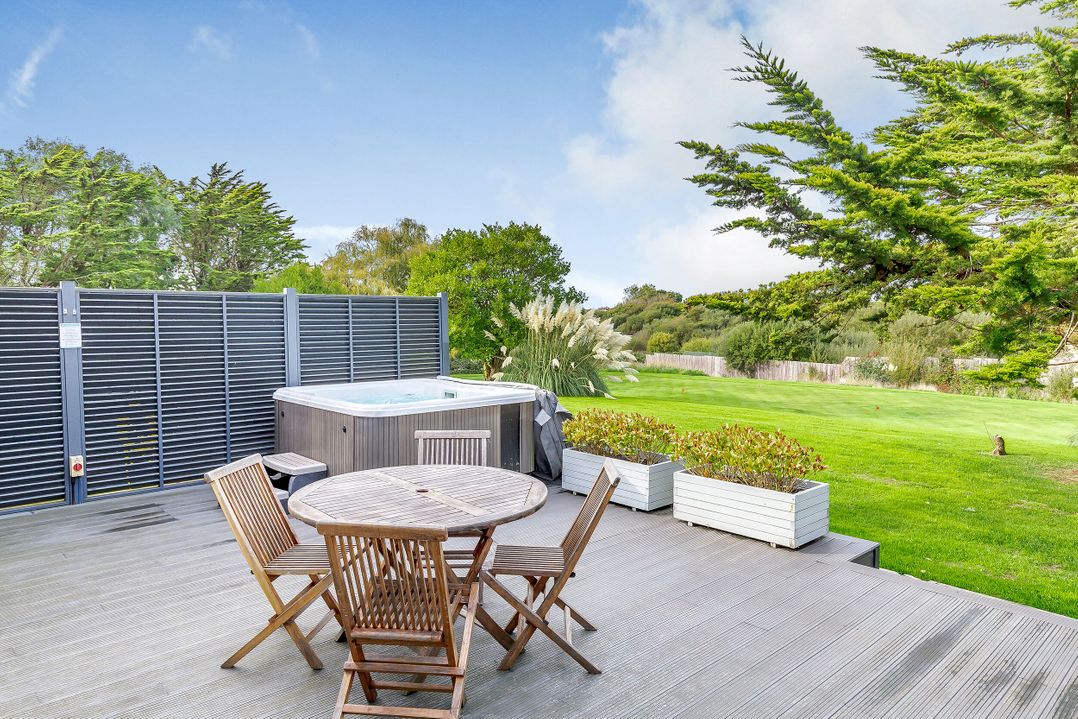 Summerleaze Garden Cottage 3 Spa