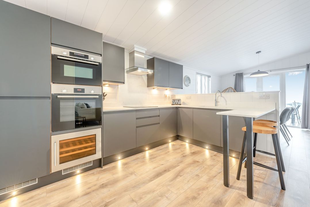 Sonnet 2 Spa Roof Terrace (Pet)