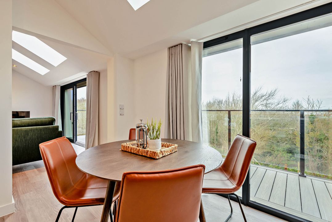 Whalesborough Penthouse 2.0