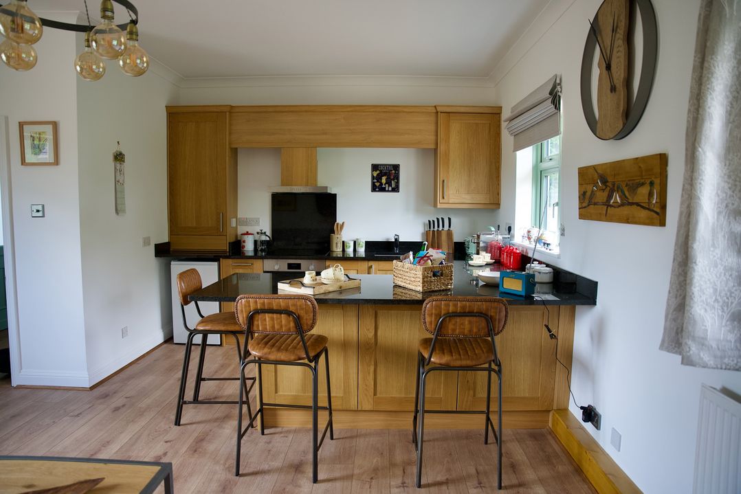 Tring Grange Cottage, Sleeps 2 with Onsite Parking
