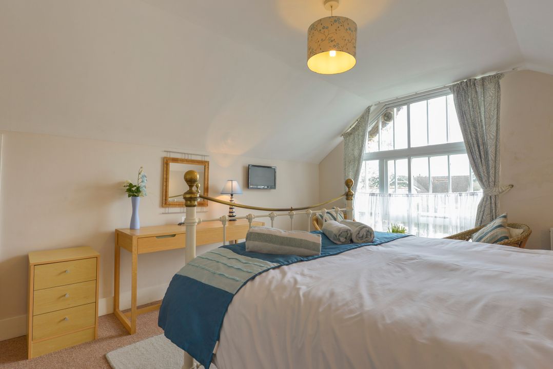 Regatta Cottage