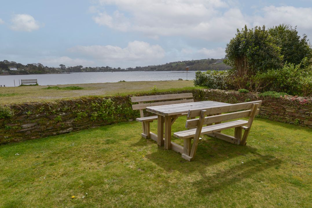 Regatta Cottage