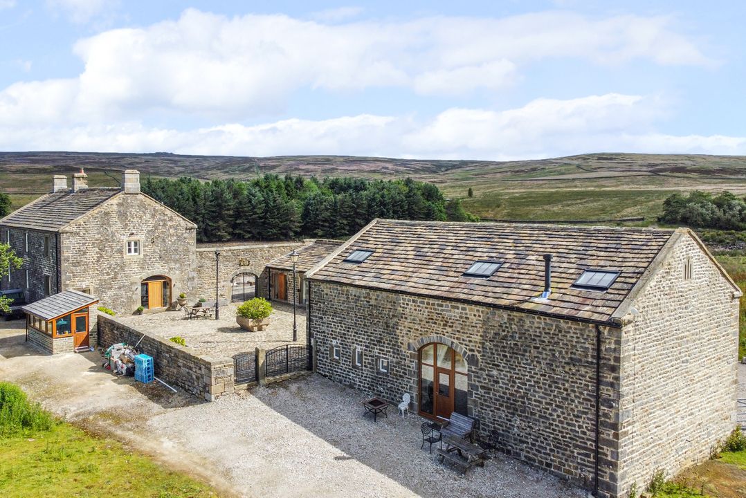 Snave Barn