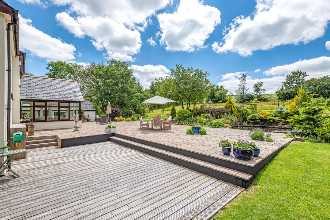 Waterland Farmhouse