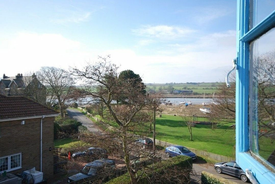 Beach House (Alnmouth)