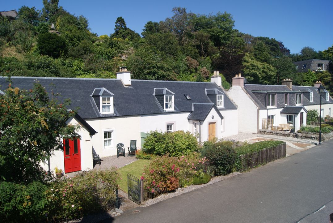 Fuchsia Cottage