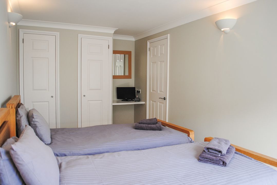 4 West Park Mews