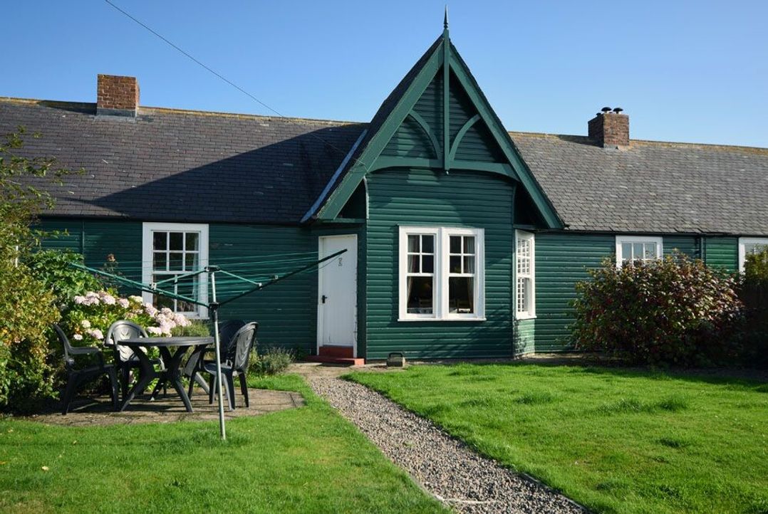 Armstrong Cottages No2