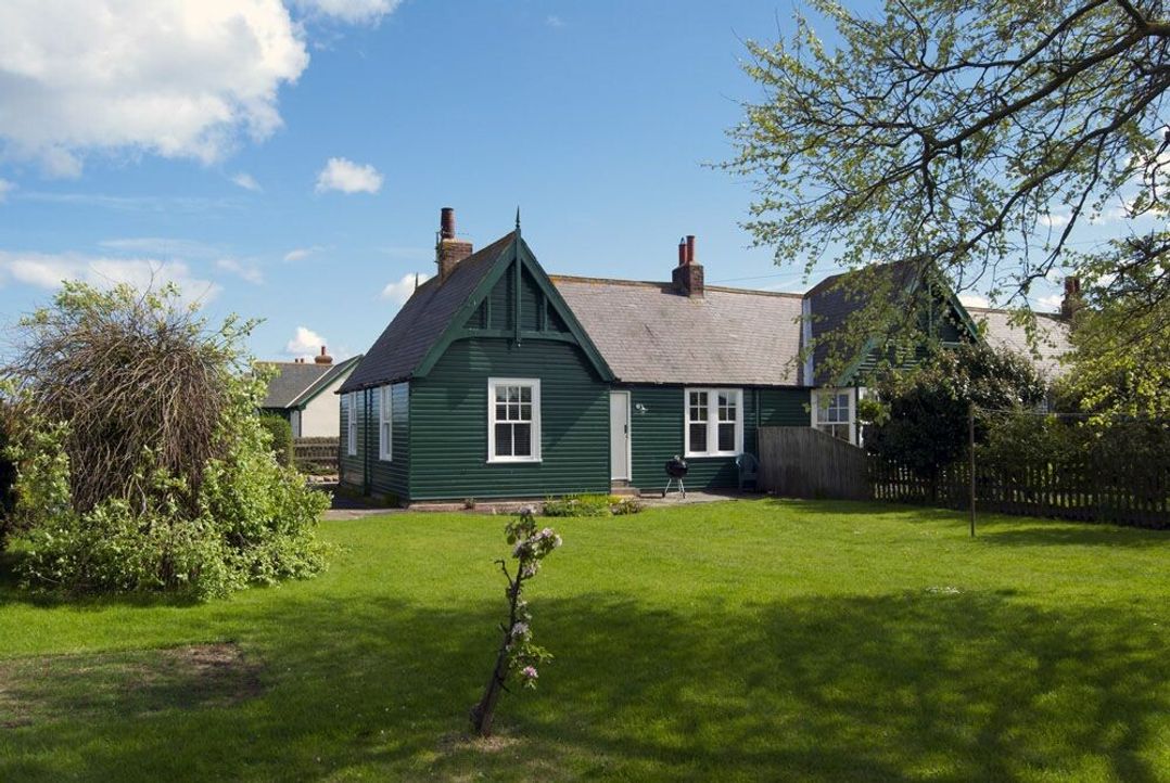 Armstrong Cottages No6