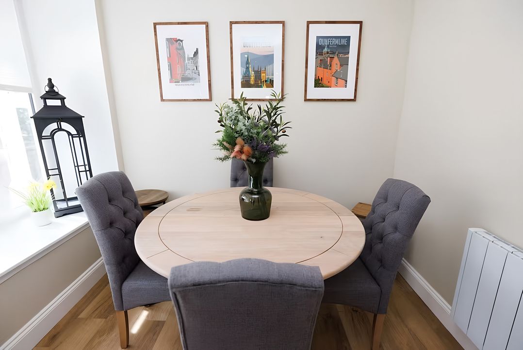 Robert the Bruce Apartment