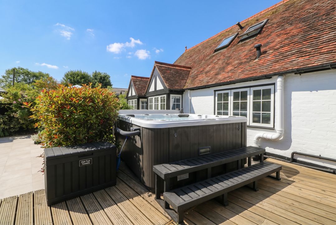 Island Cottage Rod Eyot