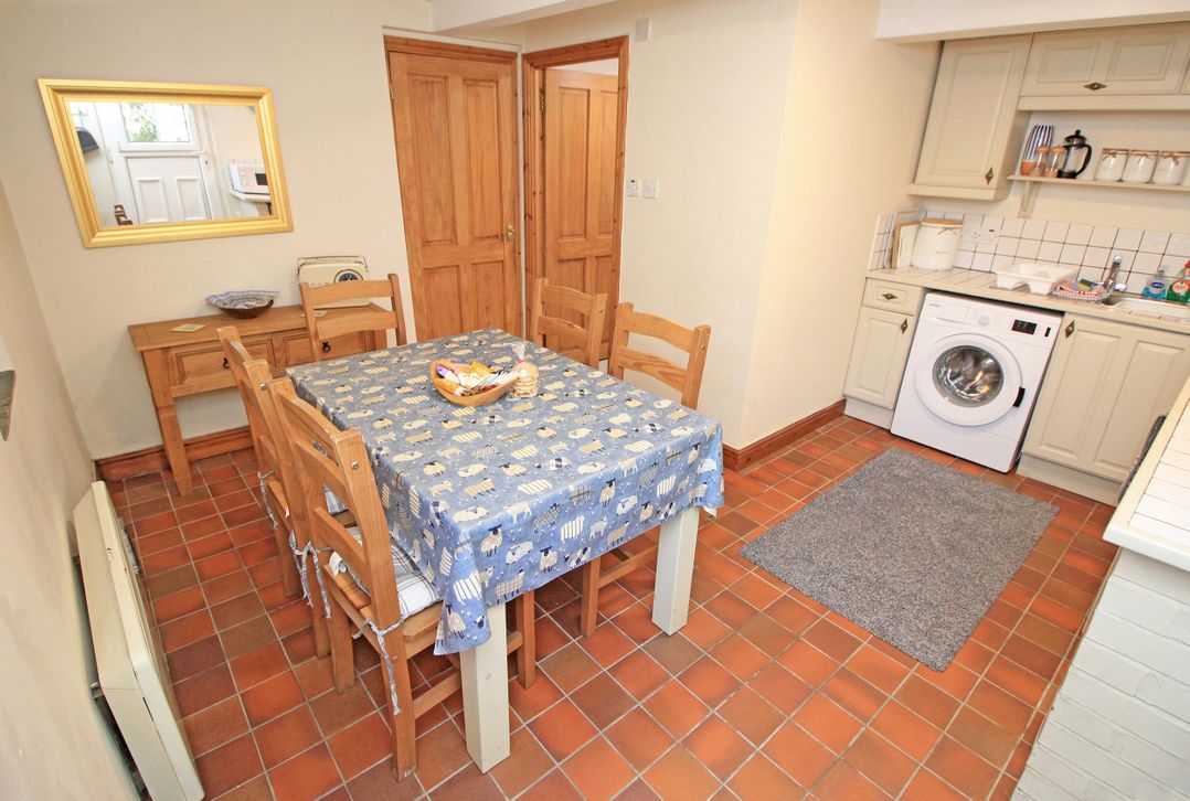 Siop Fach Cottage