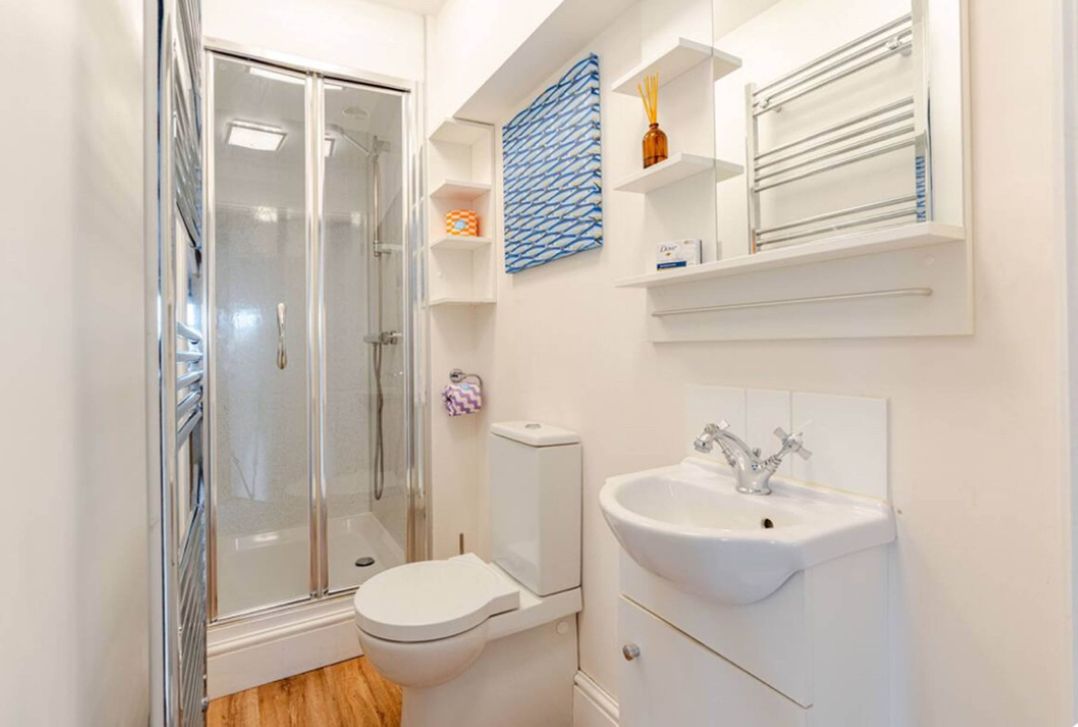 Sedbergh Penthouse - KingBed - Tv - Wifi