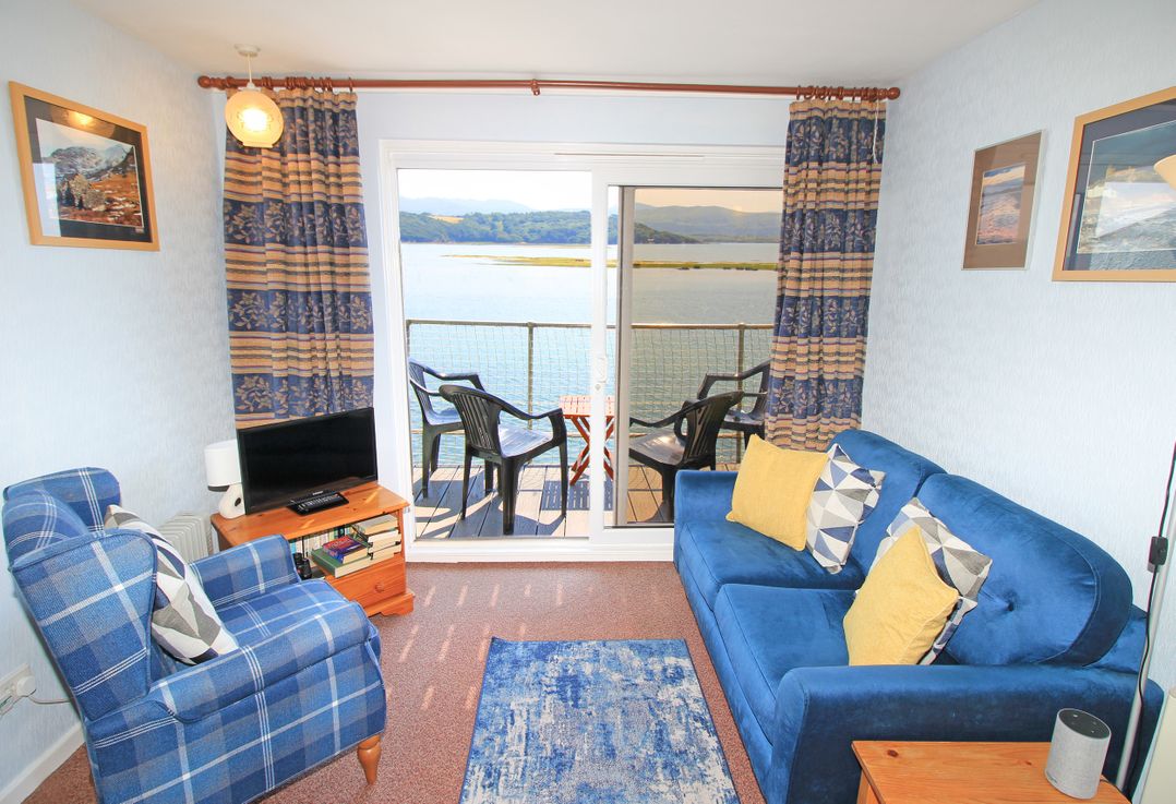 12E South Snowdon Wharf