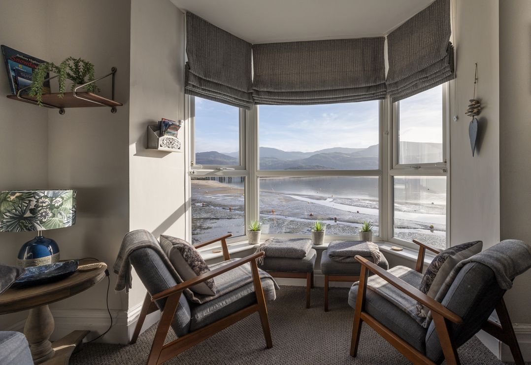 Harbour View - Flat 2 - Tudor House