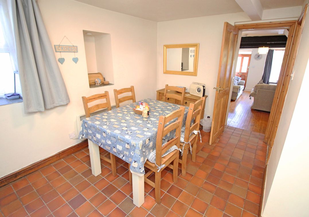 Siop Fach Cottage