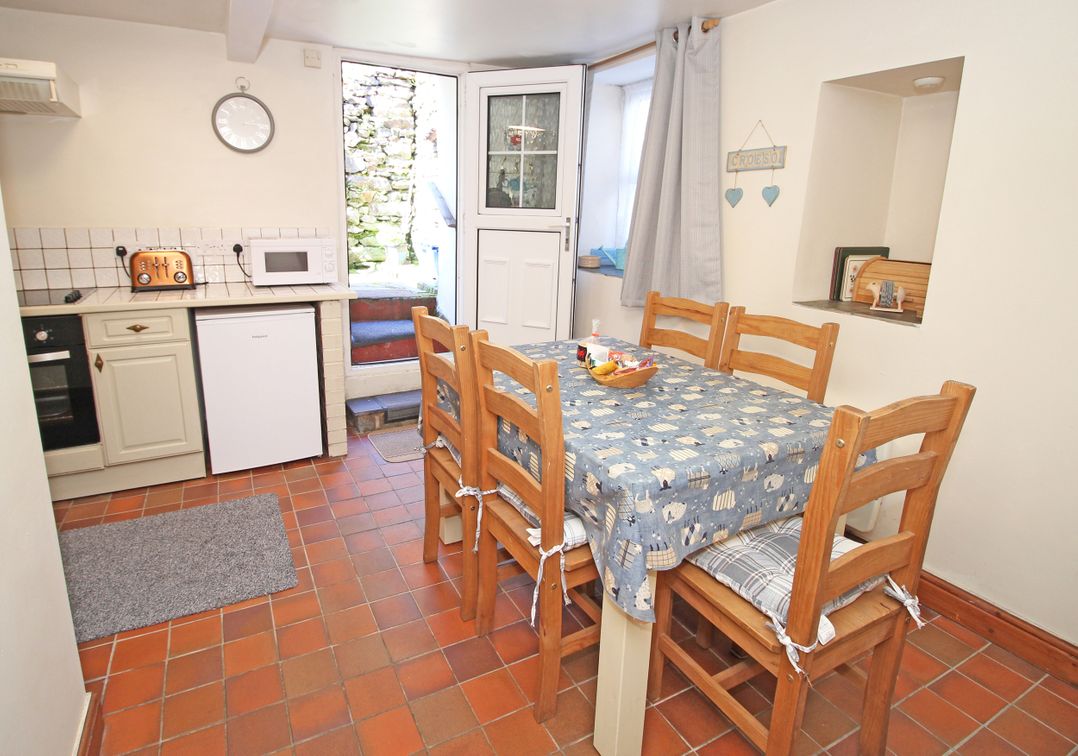 Siop Fach Cottage