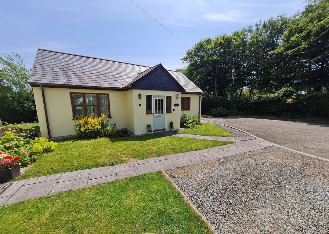 Riverside cottage near Tintagel