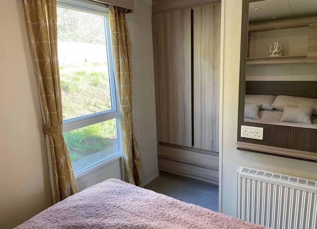 Beverley bay 2-Bed Caravan, Sleeps 6, Pet Friendly