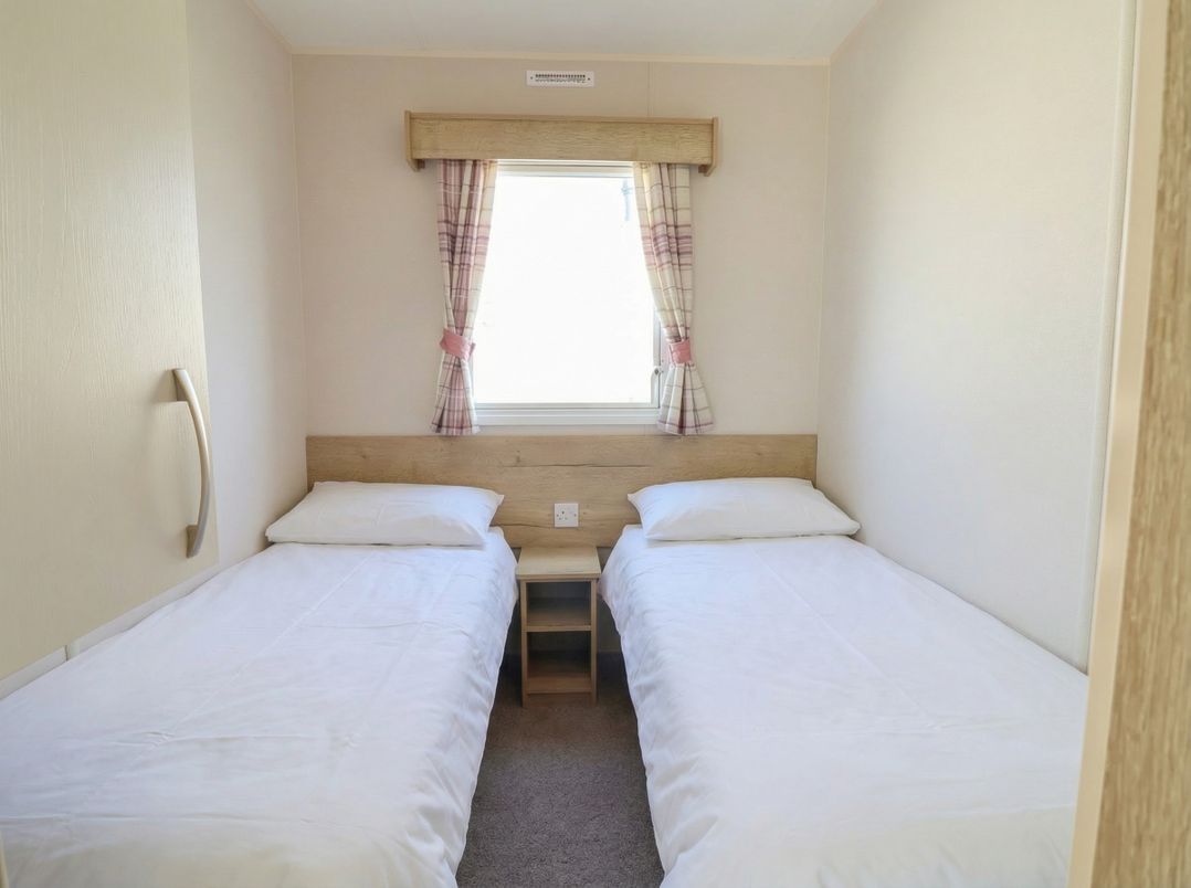 Golden Sands Kinmel Bay - 20528