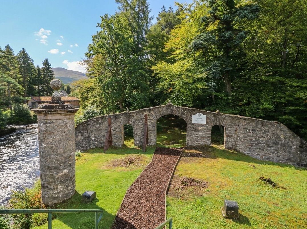 Glen Lochay Lodge