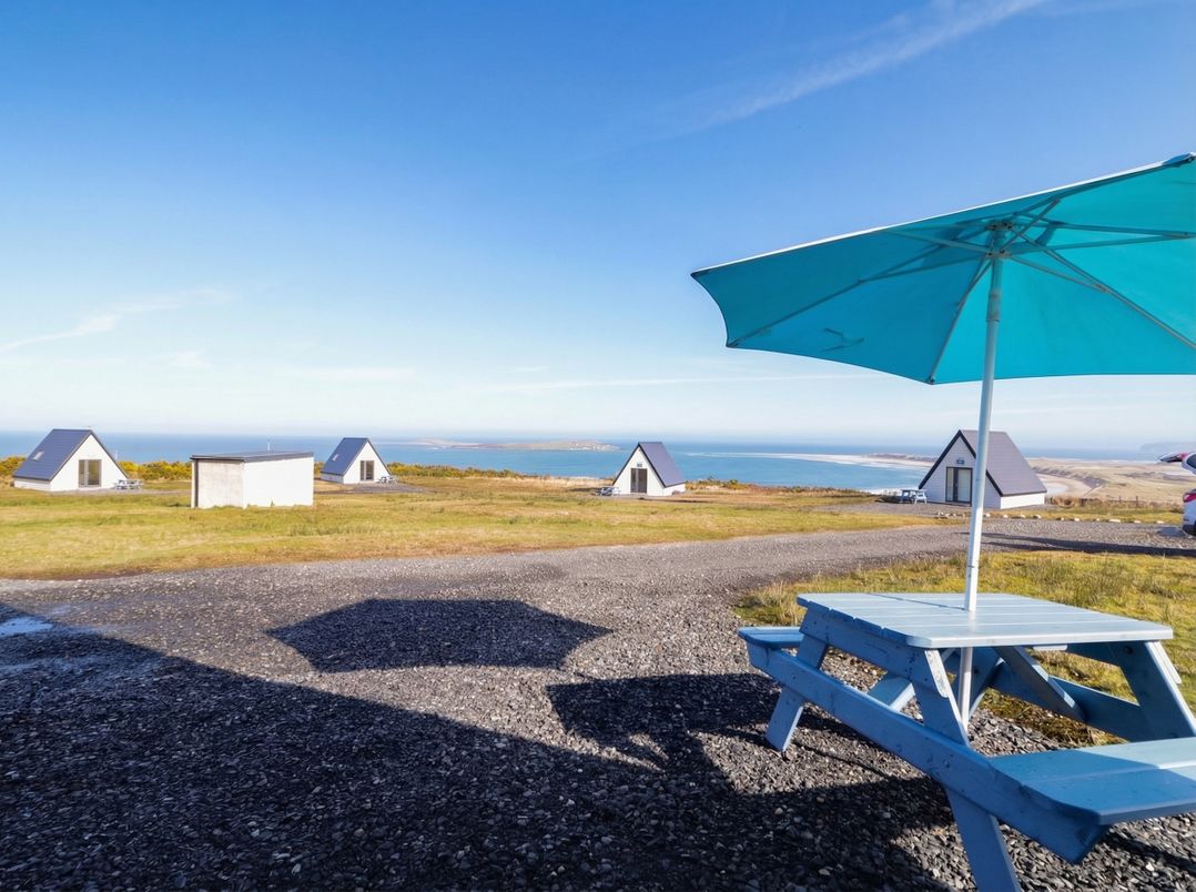 Cabin 9 Inis Beag
