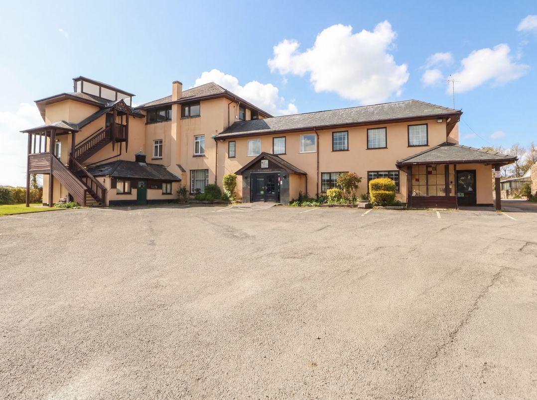 Seaview Apartment 5