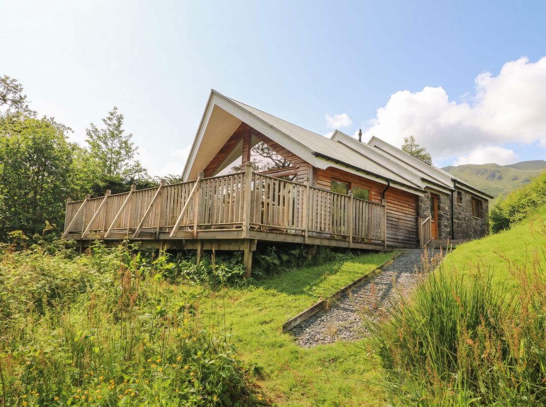 Riverbank Cottage