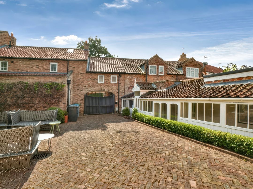 Cadogan House