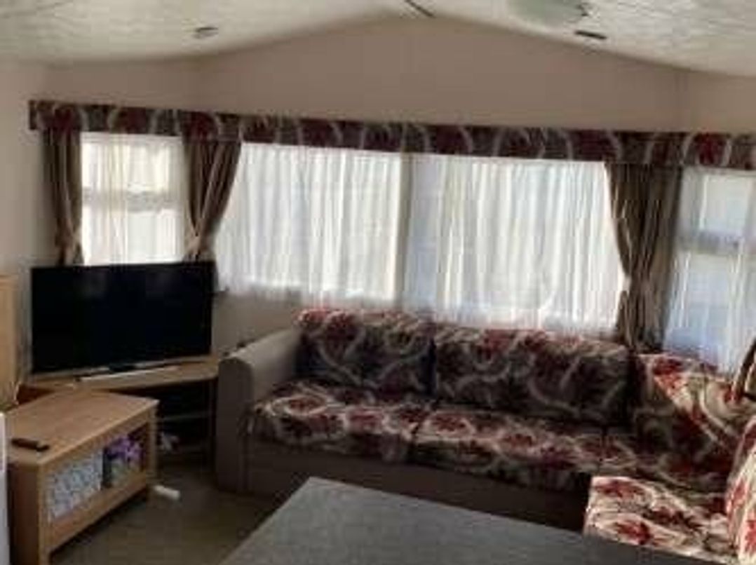 Hayling Island Holiday Park - Meadow Bay Villages - Holiday Accommodation 16780