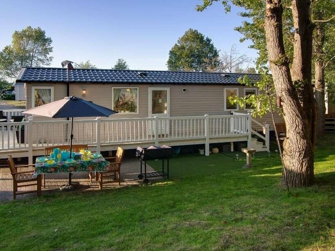 Marton Mere Holiday Village - Holiday Accommodation 10020