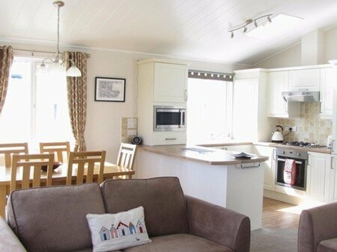 Waterside, Paignton - Holiday Accommodation 1054