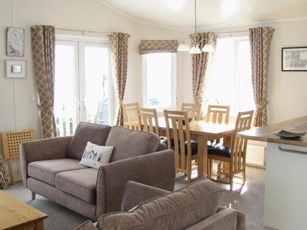 Waterside, Paignton - Holiday Accommodation 1054