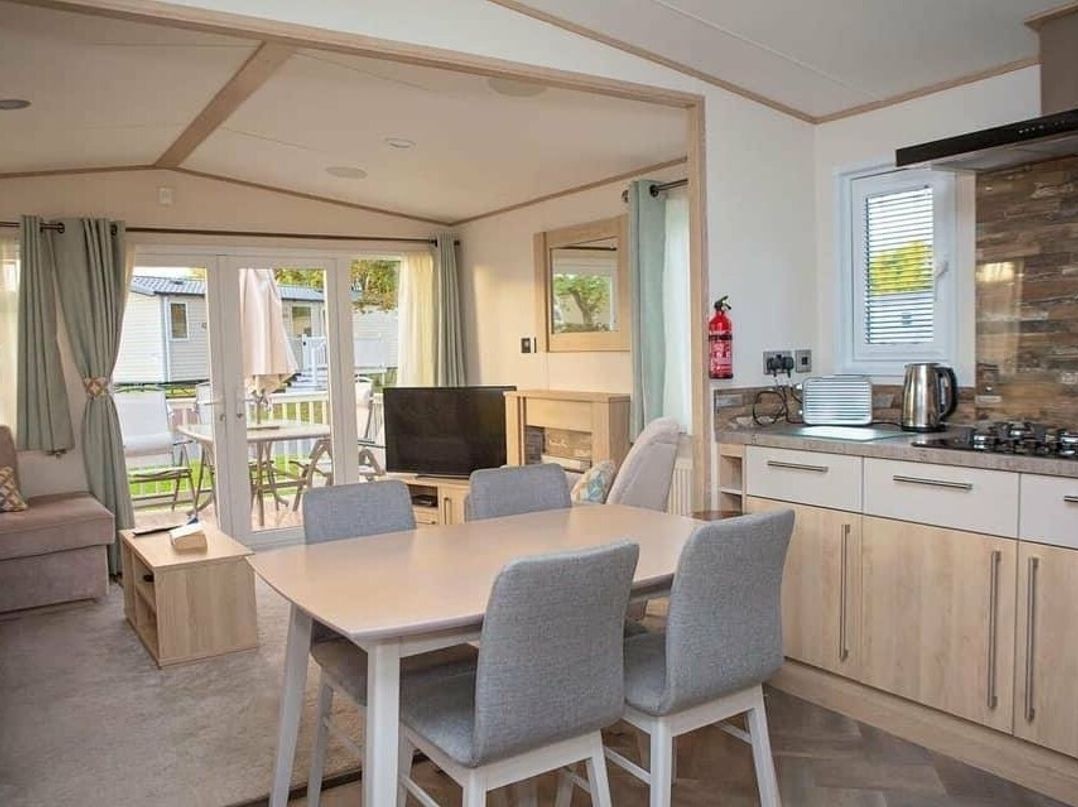 Hafan y Mor Haven - Holiday Accommodation 11849