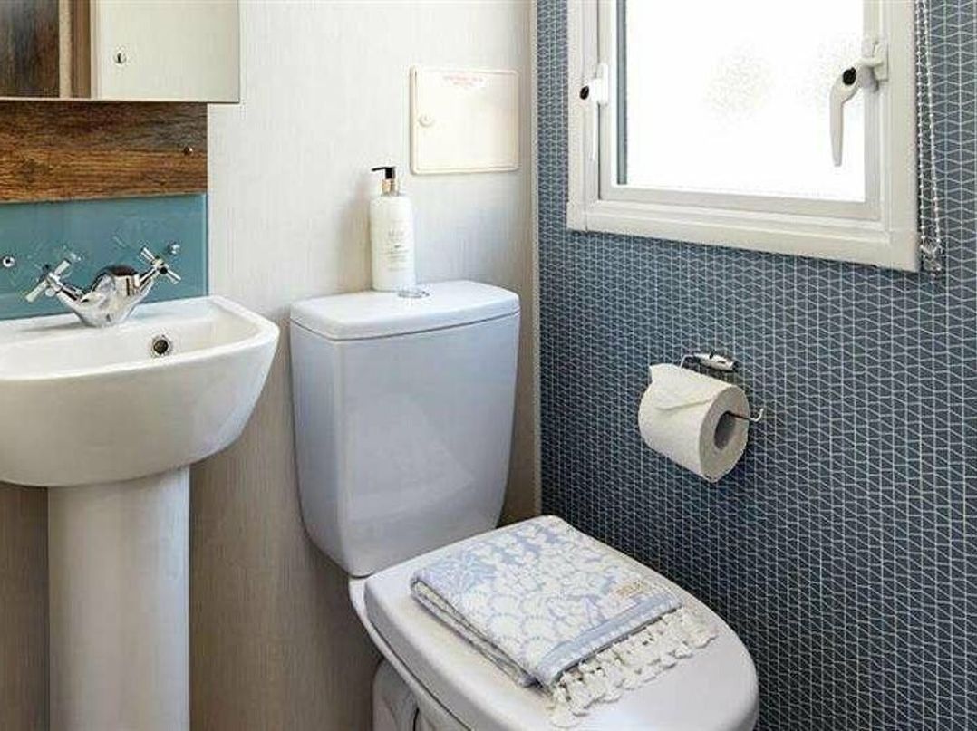 Tattershall Lakes Country Park - Holiday Accommodation 11903