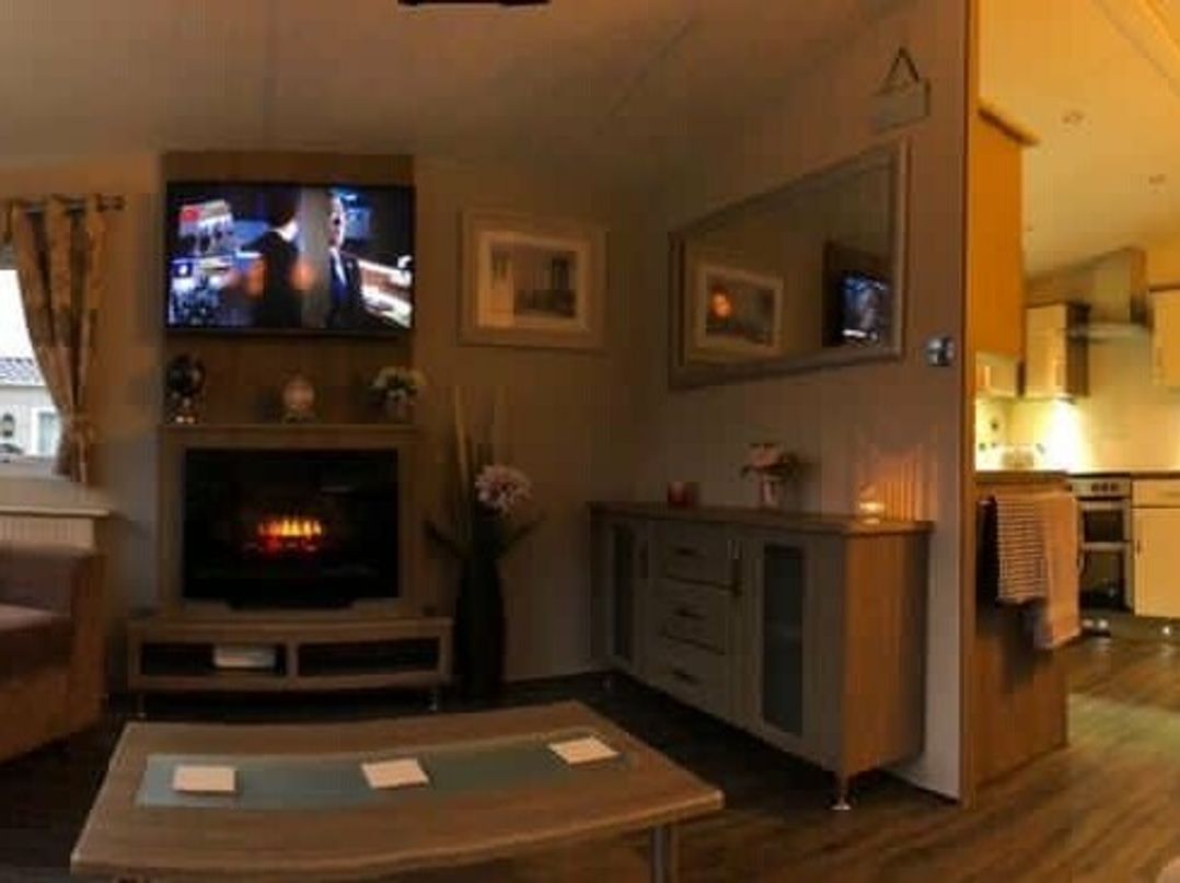 Golden Sands - Holiday Accommodation 11949