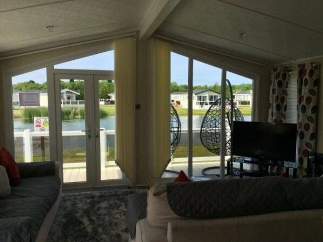 Hopton Holiday Village - Holiday Accommodation 1249