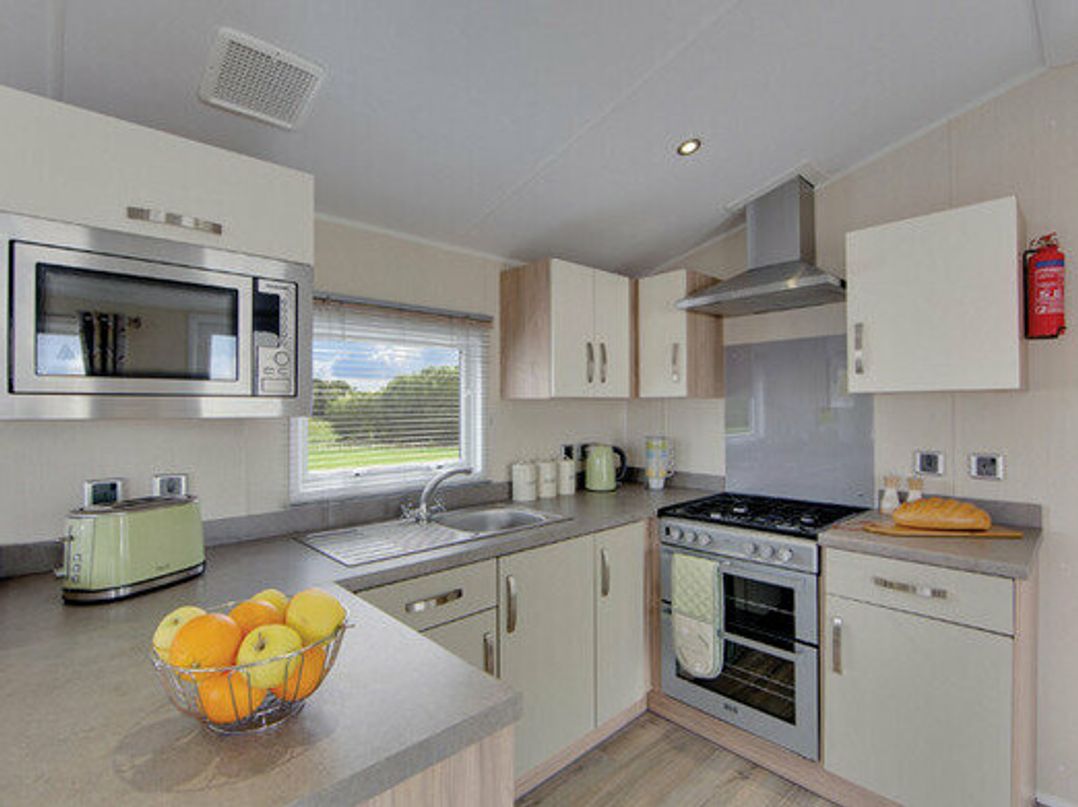 Waterside Bowleaze Cove Holiday Park - Holiday Accommodation 1326