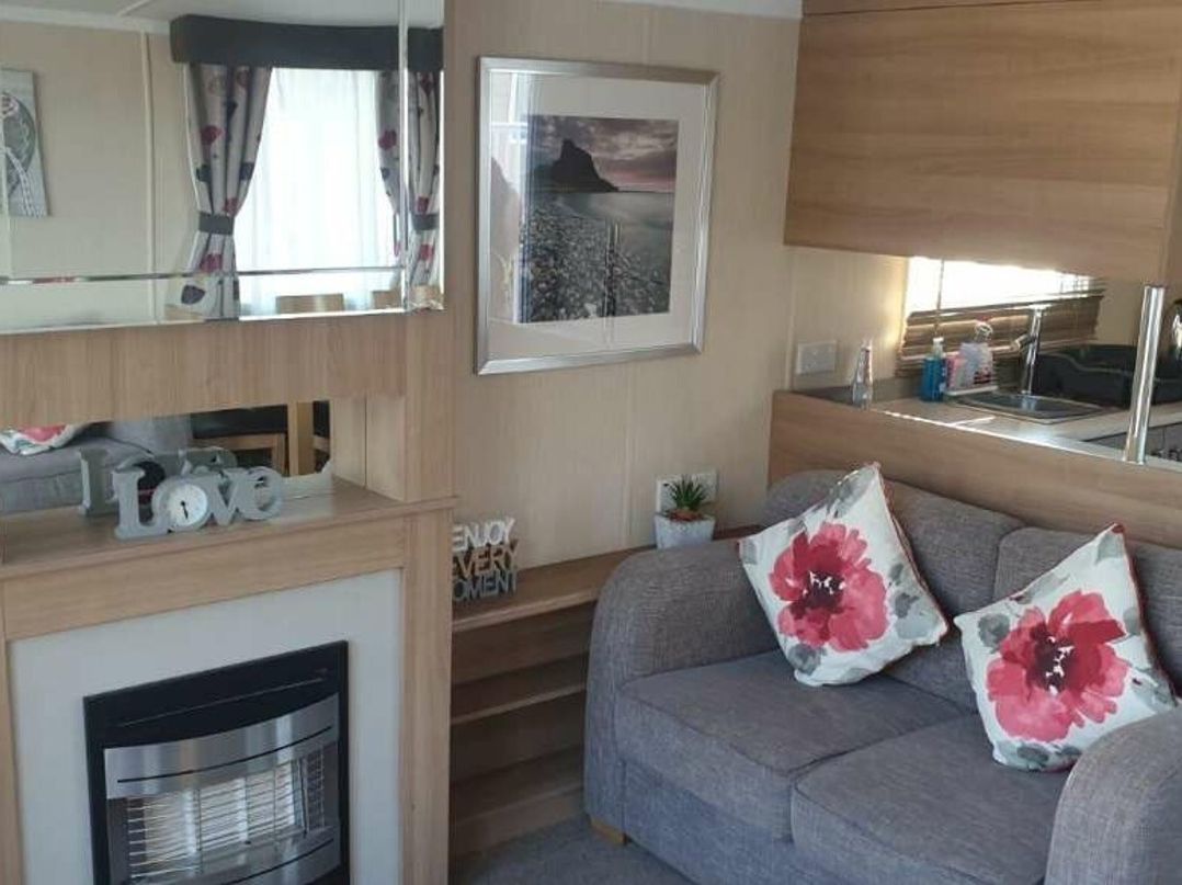 Devon Cliffs Holiday Park - Holiday Accommodation 13978