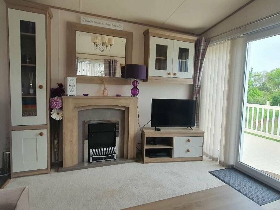 Golden Palm Resort - Holiday Accommodation 13998