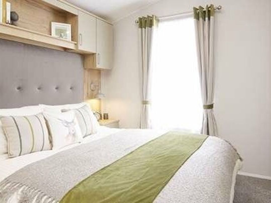 7 Lakes Country Park - Holiday Accommodation 15238