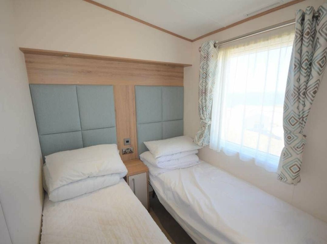 Perran Sands - Holiday Accommodation 15598