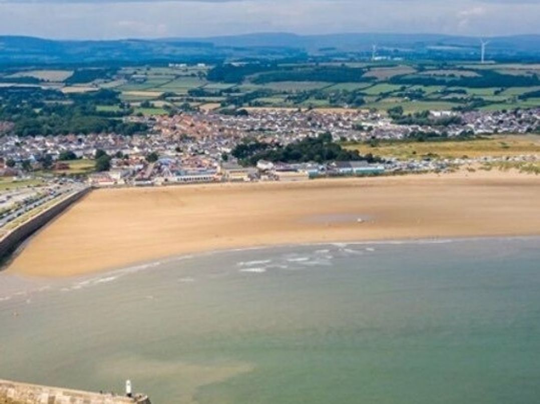 Trecco Bay - Holiday Accommodation 15950