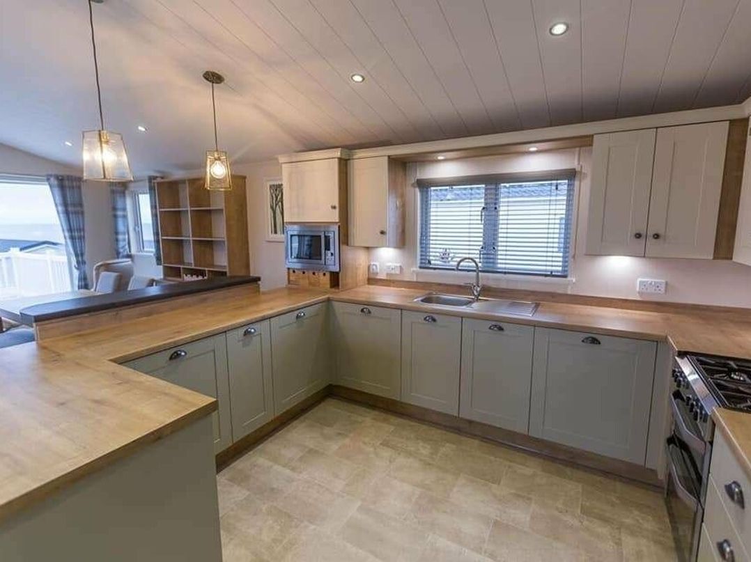 Regent Bay Holiday Park - Holiday Accommodation 16266