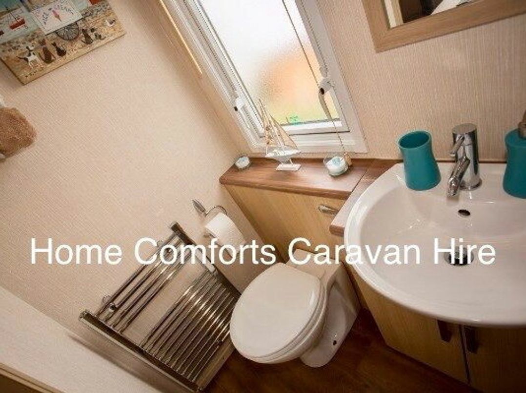 Golden Gate Holiday Centre - Holiday Accommodation 1692