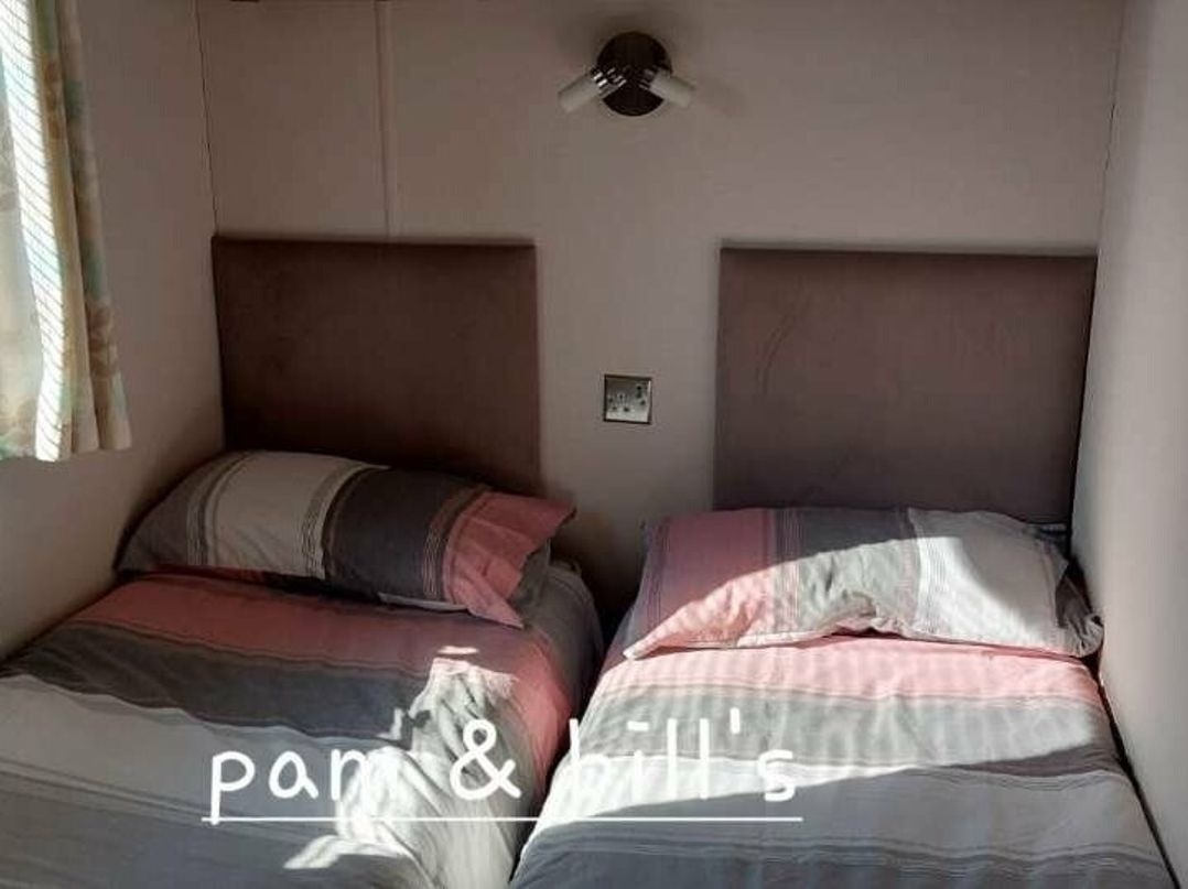 Ty Mawr Holiday Park - Holiday Accommodation 17379