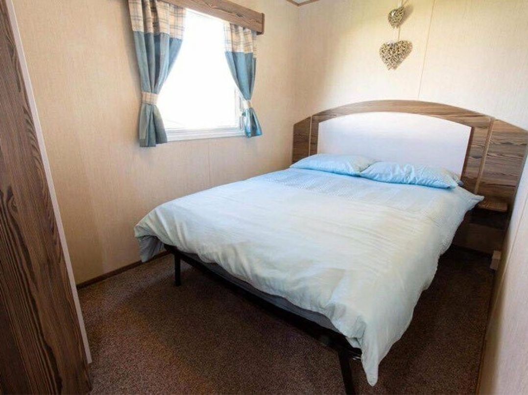 Marton Mere Holiday Village - Holiday Accommodation 18682