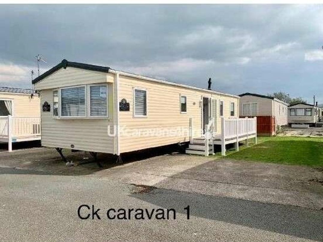 Golden Gate Holiday Centre - Holiday Accommodation 19058