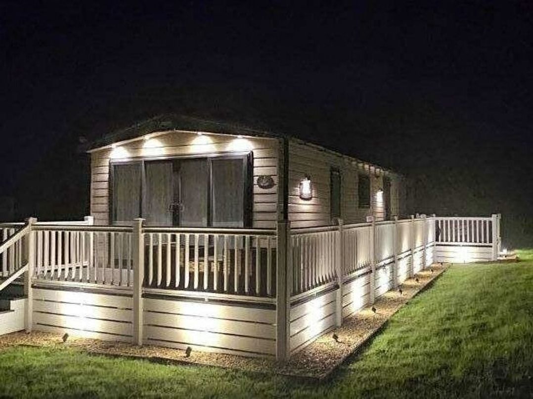 Meadow Lakes Holiday Park - Holiday Accommodation 19138