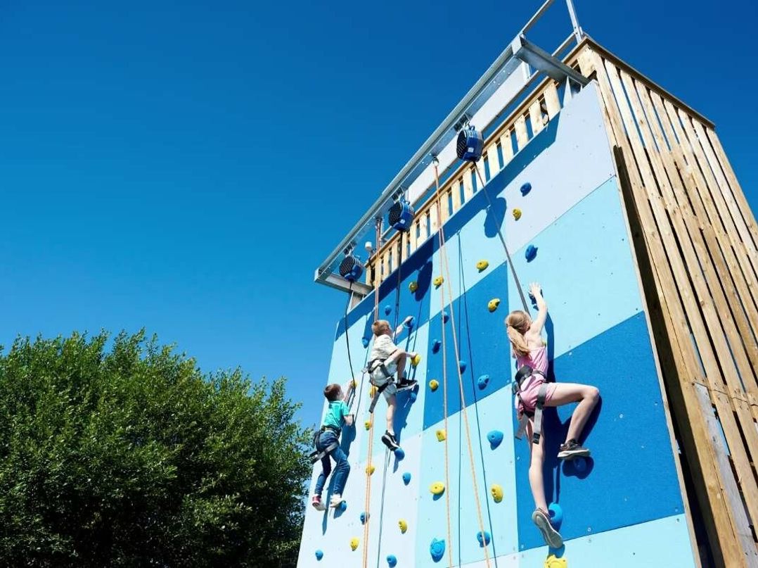 Marton Mere Holiday Village - Holiday Accommodation 19415